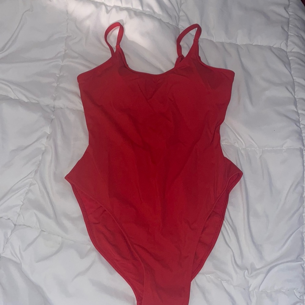 TA3 Red Piece